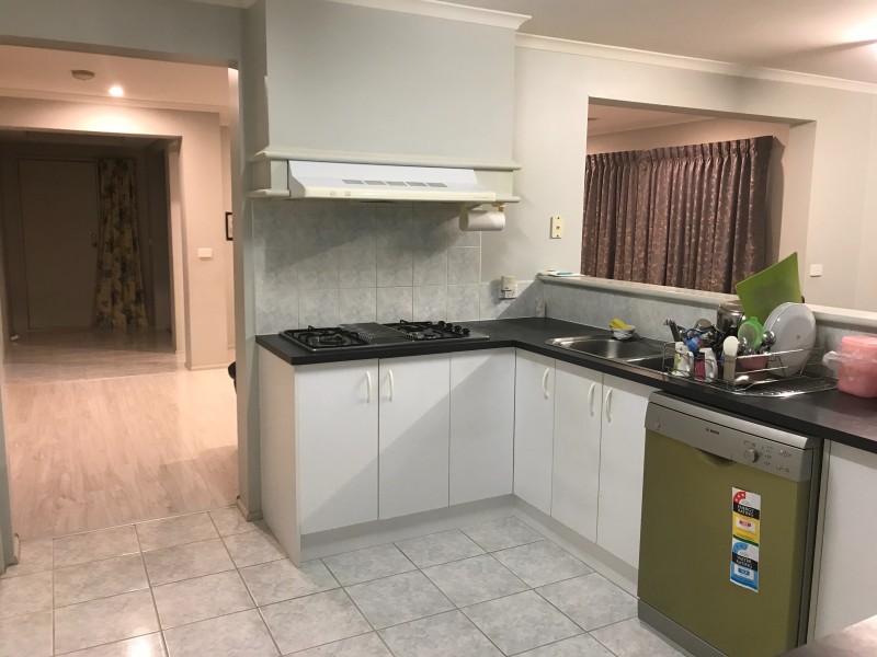 201 Monahans Road, Cranbourne West VIC 3977