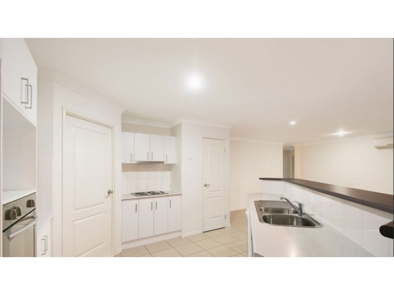 114 Kurrajong Drive, Warner QLD 4500