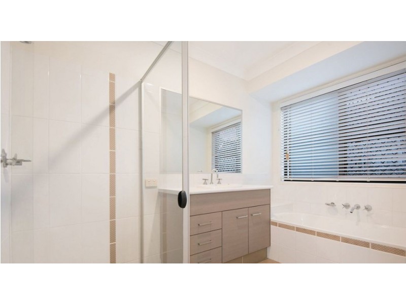 114 Kurrajong Drive, Warner QLD 4500