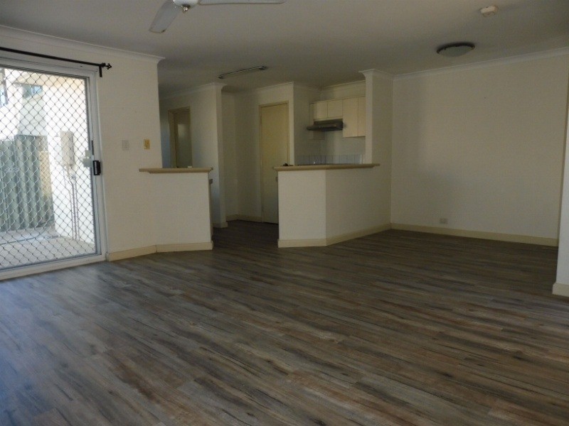 3/8 Mary Street, Como WA 6152