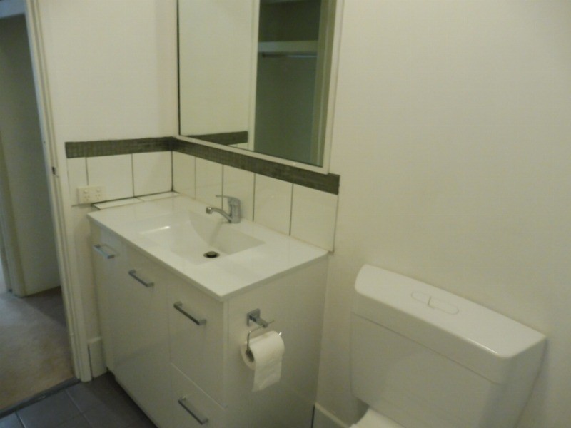 3/8 Mary Street, Como WA 6152