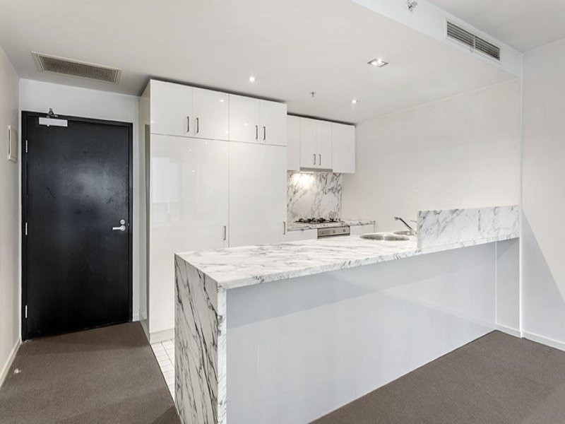 203/12 Waterview Walk, Docklands VIC 3008