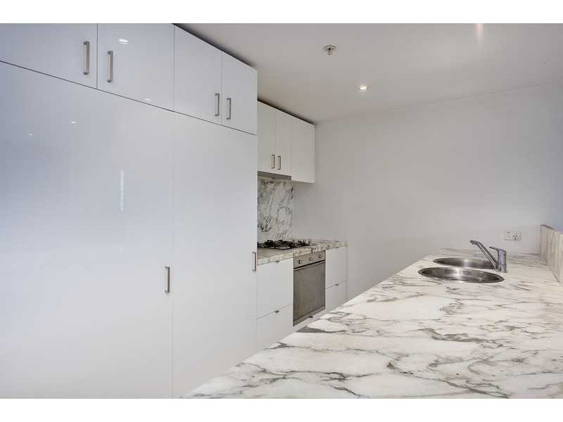 203/12 Waterview Walk, Docklands VIC 3008