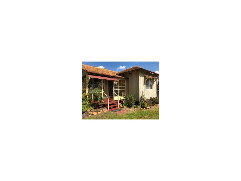 2 Benwell Place, Collie WA 6225