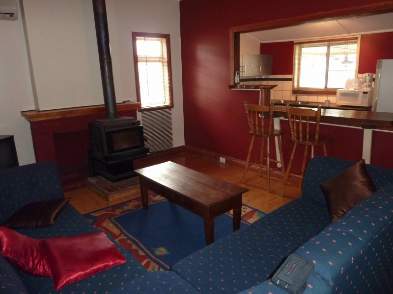 2 Benwell Place, Collie WA 6225
