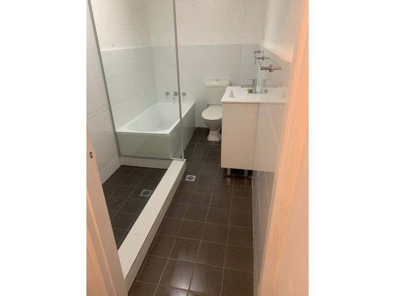 8/16-20 Queens Avenue, Parramatta NSW 2150