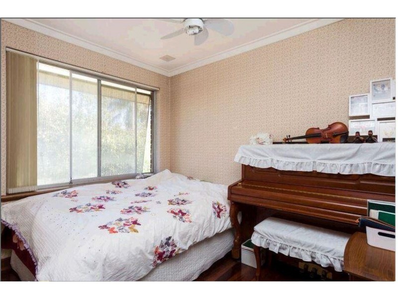 11 Okely Road, Carine WA 6020