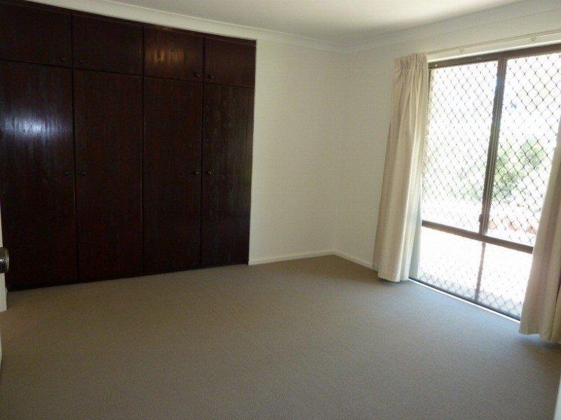 19 Lawrence Way, Samson WA 6163