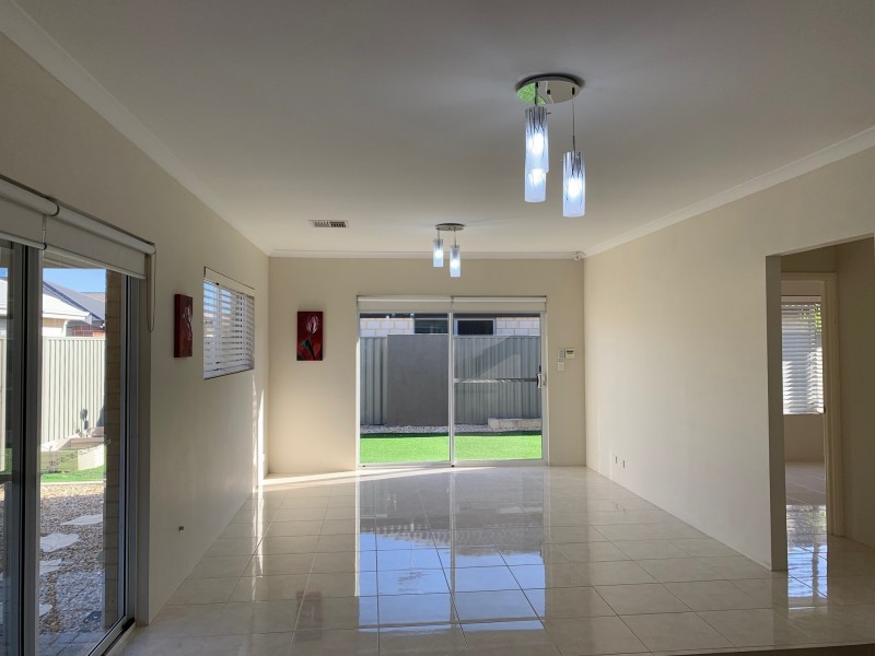 11 Sheaf Way, Harrisdale WA 6112