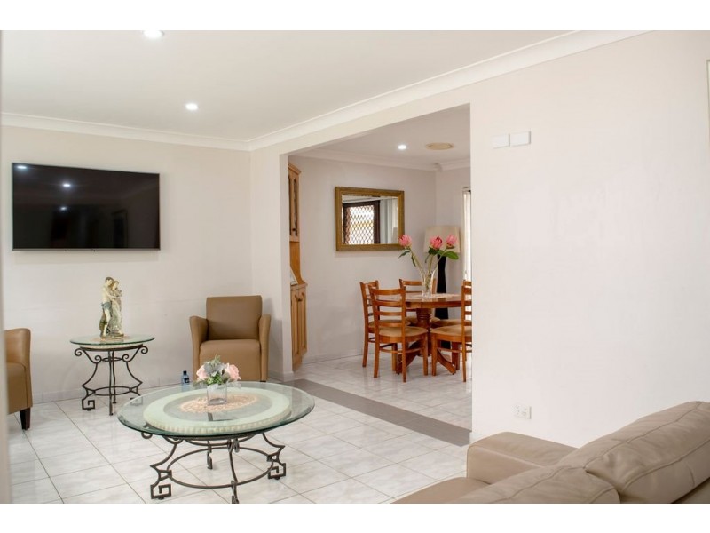 9 Esperance Crescent, Wakeley NSW 2176