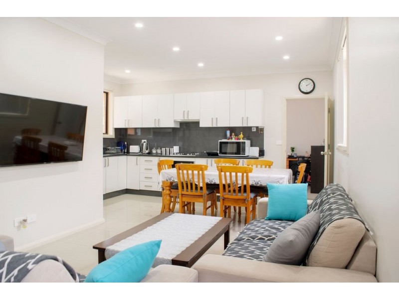 9 Esperance Crescent, Wakeley NSW 2176