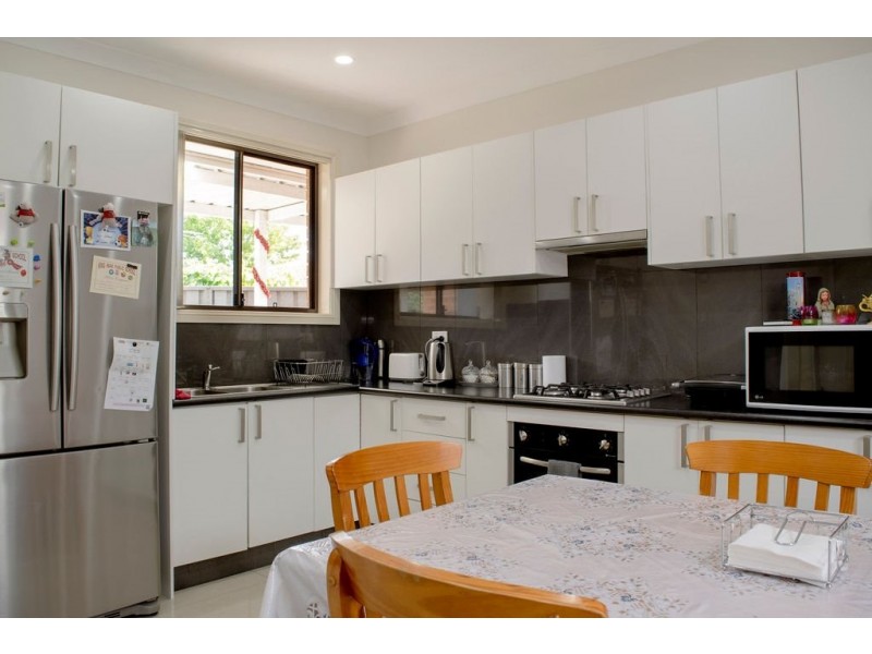 9 Esperance Crescent, Wakeley NSW 2176