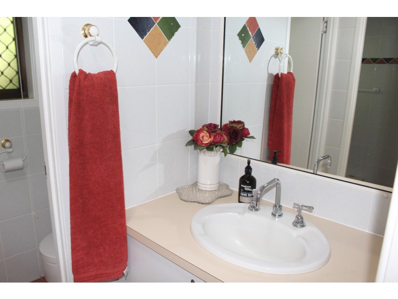 9 Kapara Street, Rangeville QLD 4350