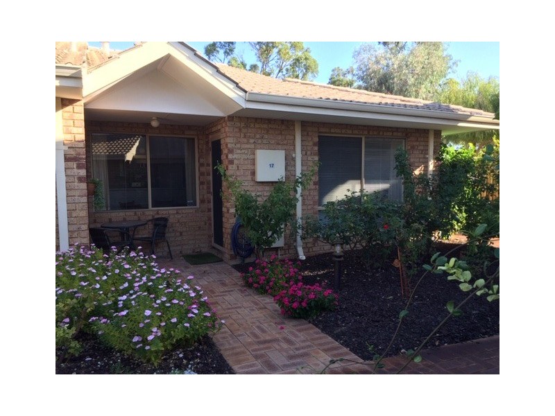 17/39 Hillwood Avenue, Warwick WA 6024