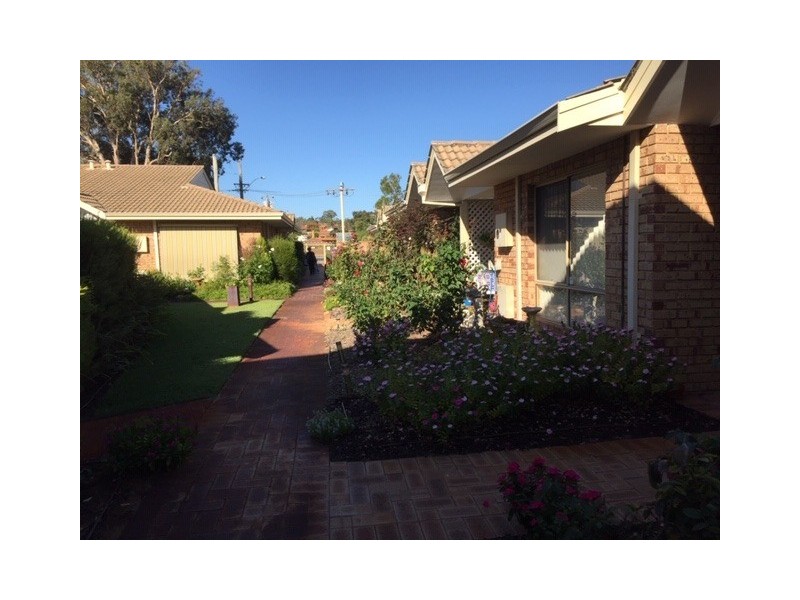 17/39 Hillwood Avenue, Warwick WA 6024