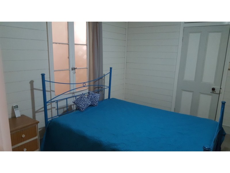 2/57 West Street, The Range QLD 4700