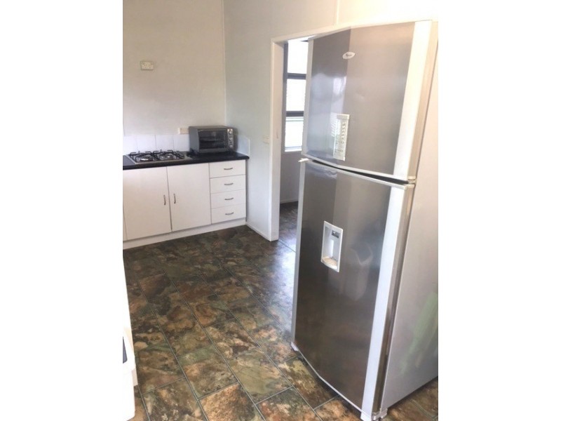 2/57 West Street, The Range QLD 4700