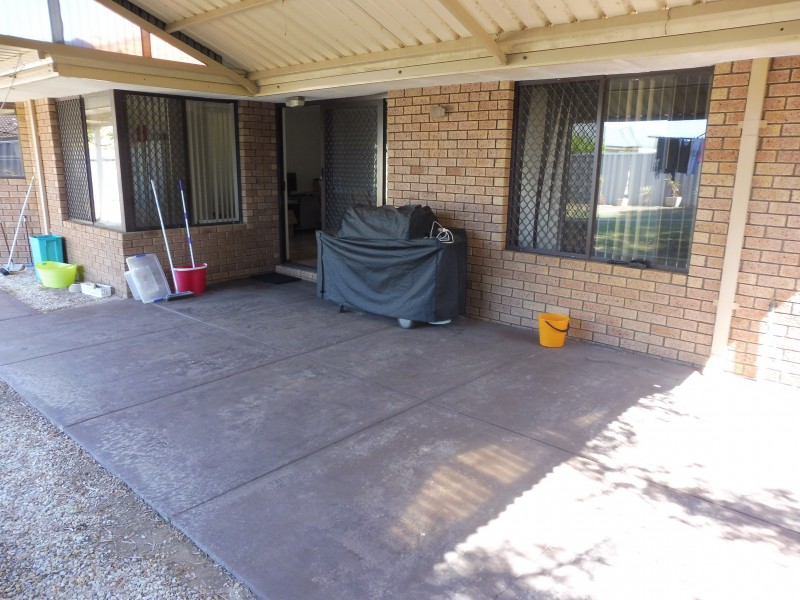 8 Casserley Road, Rockingham WA 6168