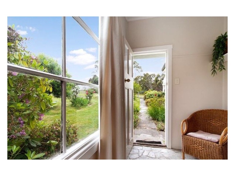 25-27 Alexander Street, Cornwall TAS 7215