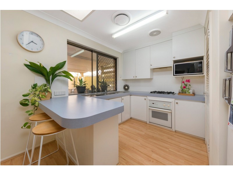 24 Whimbrel Street, Stirling WA 6021