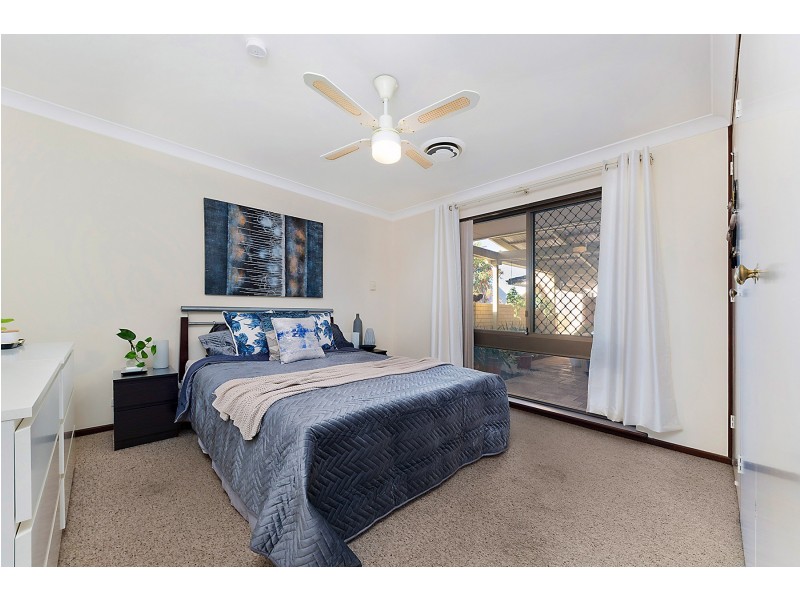 24 Whimbrel Street, Stirling WA 6021