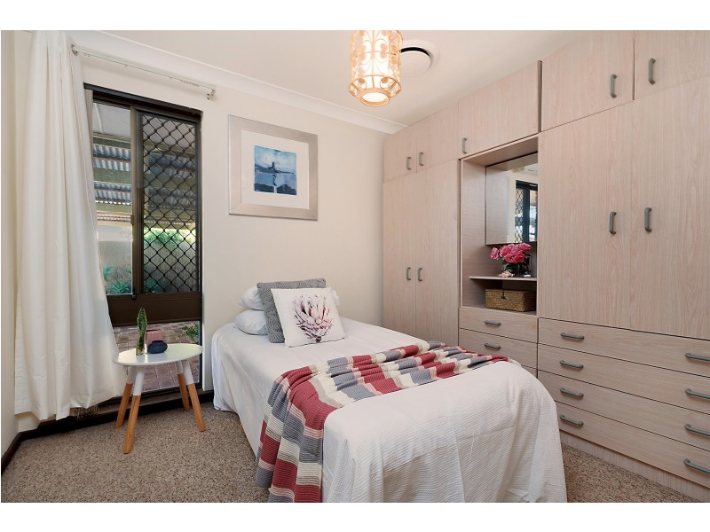 24 Whimbrel Street, Stirling WA 6021