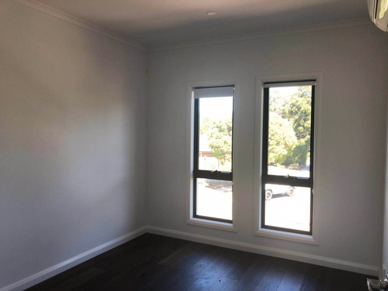 1/4 Tweed Court, Glen Waverley VIC 3150