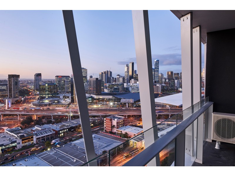 2702/89 Gladstone Street, South Melbourne VIC 3205