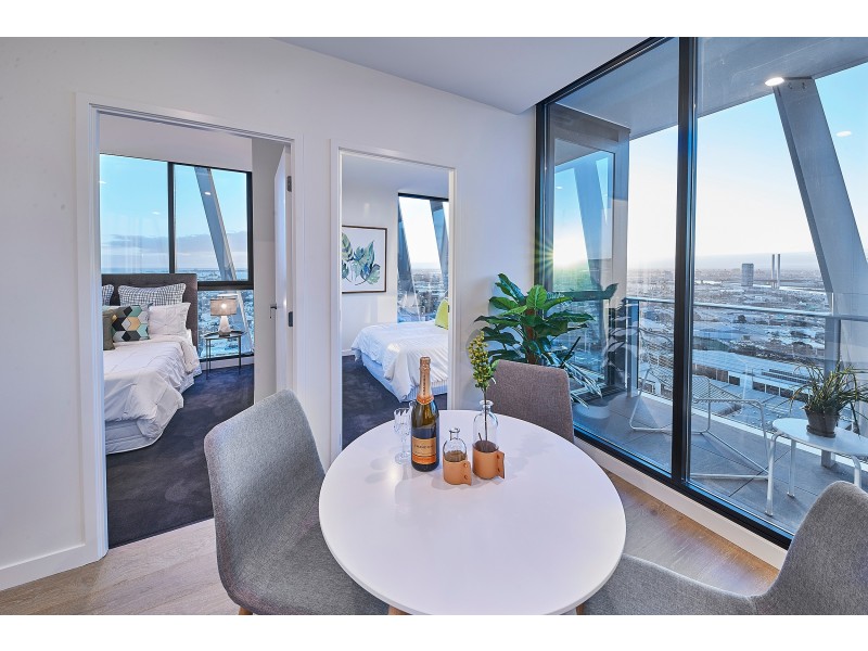 2702/89 Gladstone Street, South Melbourne VIC 3205