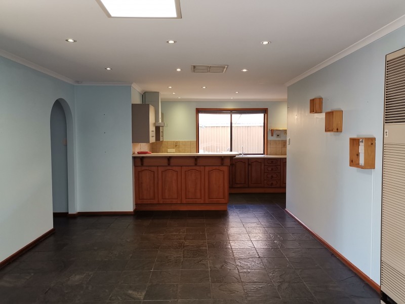 8 Timcris Court, Wynn Vale SA 5127