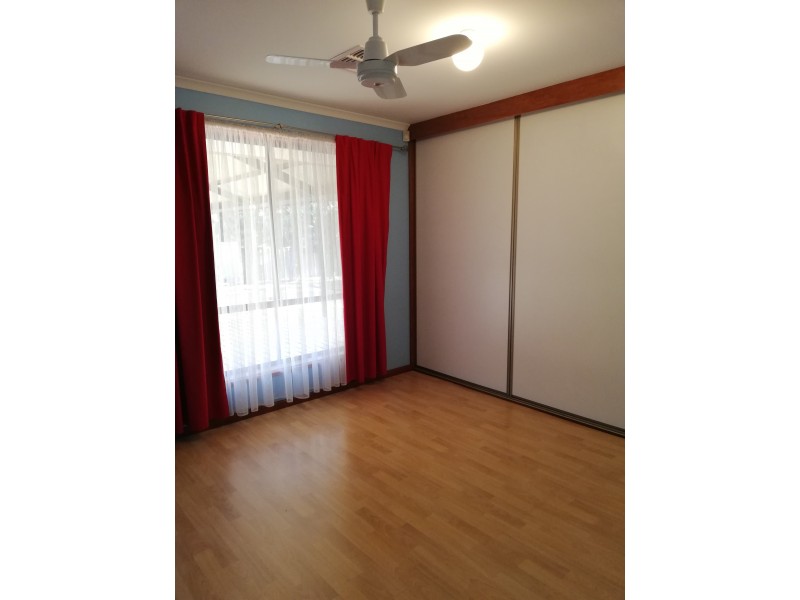 8 Timcris Court, Wynn Vale SA 5127