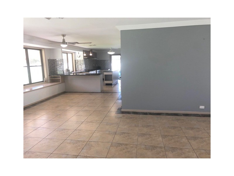 55 Shore Road East, Urangan QLD 4655
