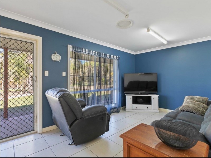 55 Shore Road East, Urangan QLD 4655