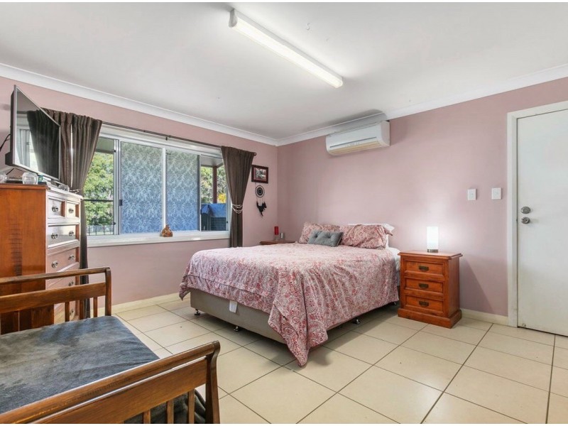 55 Shore Road East, Urangan QLD 4655