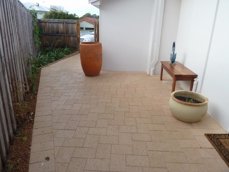 20 Canning Avenue, Mount Pleasant WA 6153