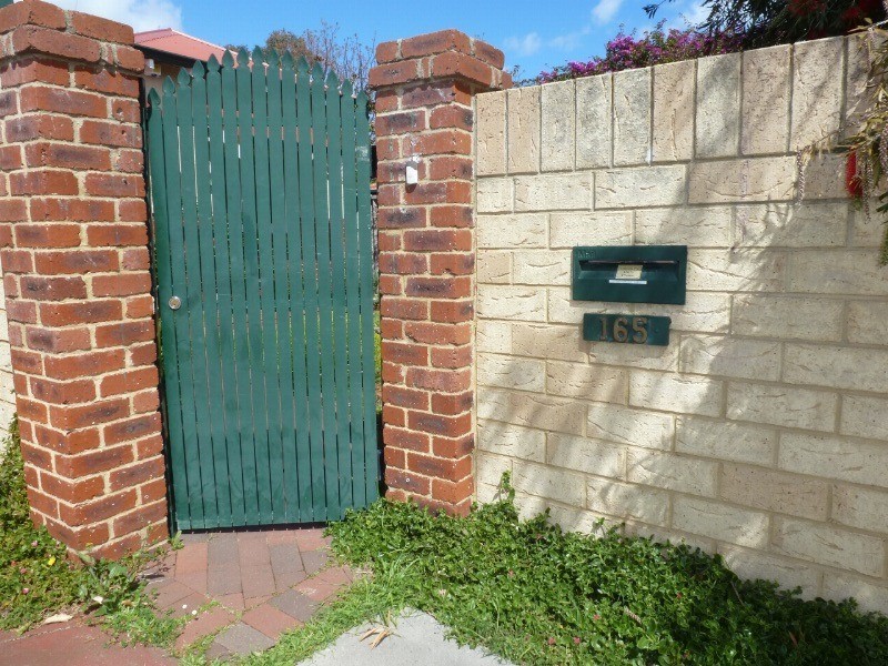 165 Douglas Avenue, Kensington WA 6151