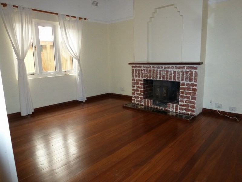 165 Douglas Avenue, Kensington WA 6151