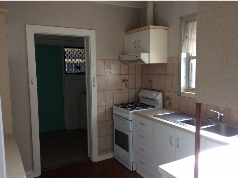 1 Lorenz Street, Campbelltown SA 5074