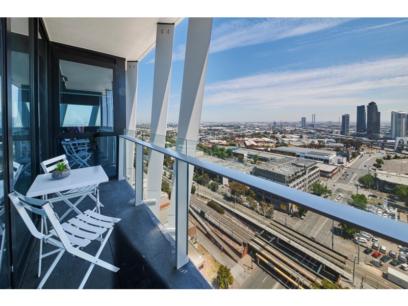 1902/89 Gladstone Street, South Melbourne VIC 3205