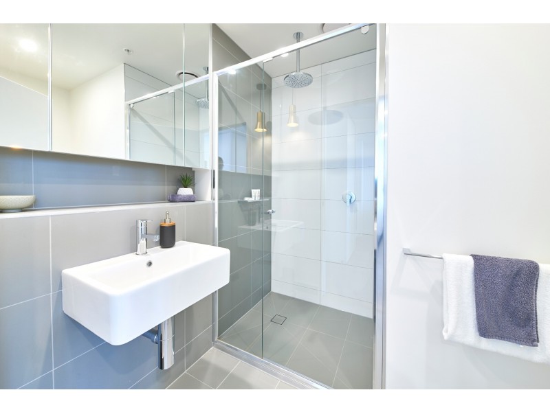 1902/89 Gladstone Street, South Melbourne VIC 3205