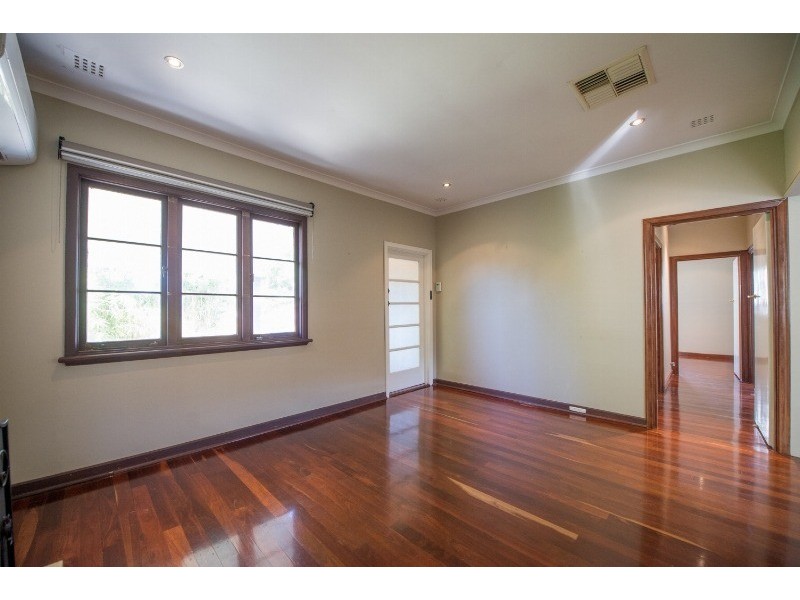 2 Reddington Way, Brentwood WA 6153