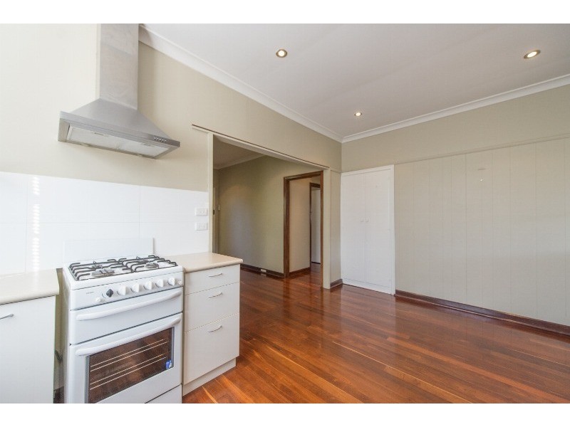 2 Reddington Way, Brentwood WA 6153