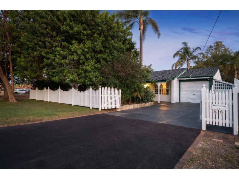 36 Waratah Drive, Camillo WA 6111