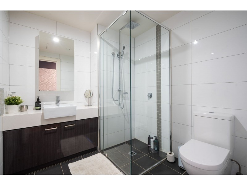 101/17 Robbs Parade, Northcote VIC 3070