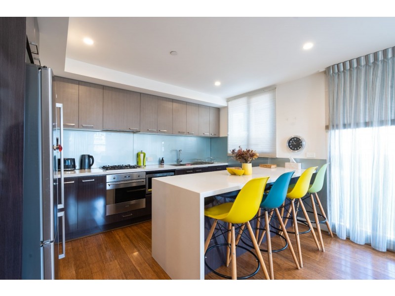 101/17 Robbs Parade, Northcote VIC 3070