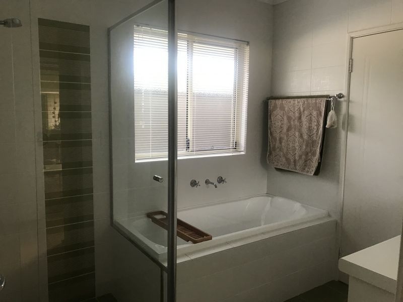 16 Lemon Gum Drive, Baldivis WA 6171