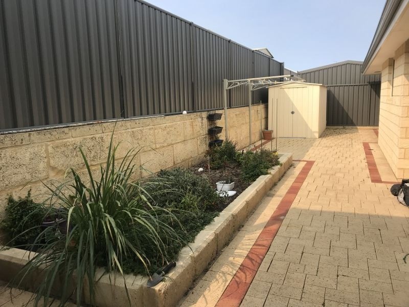 16 Lemon Gum Drive, Baldivis WA 6171