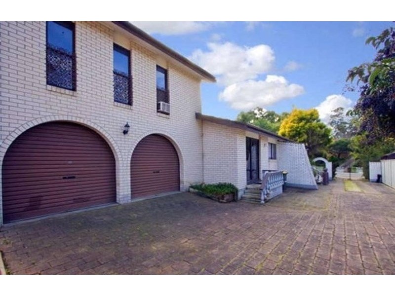 225 Madagascar Drive, Kings Park NSW 2148