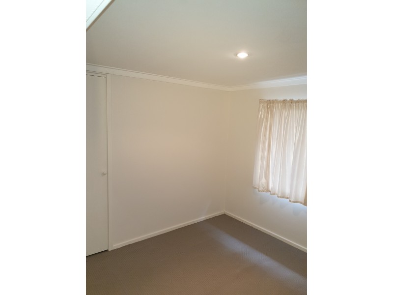 9 Hereford Place, Spearwood WA 6163