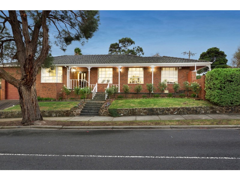 19 Winston Road, Viewbank VIC 3084